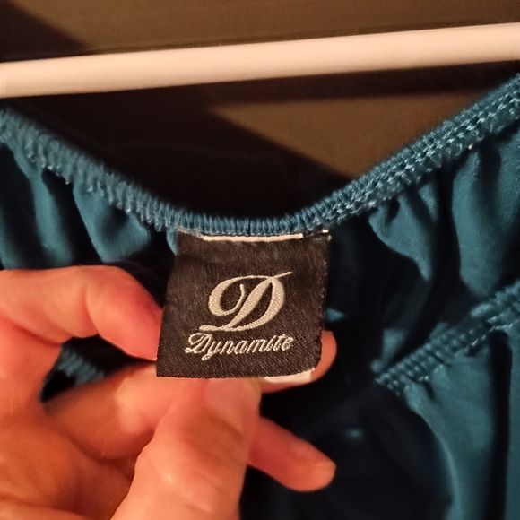 Dynamite Teal Blouse with Gathered Front - Picture 6 of 7